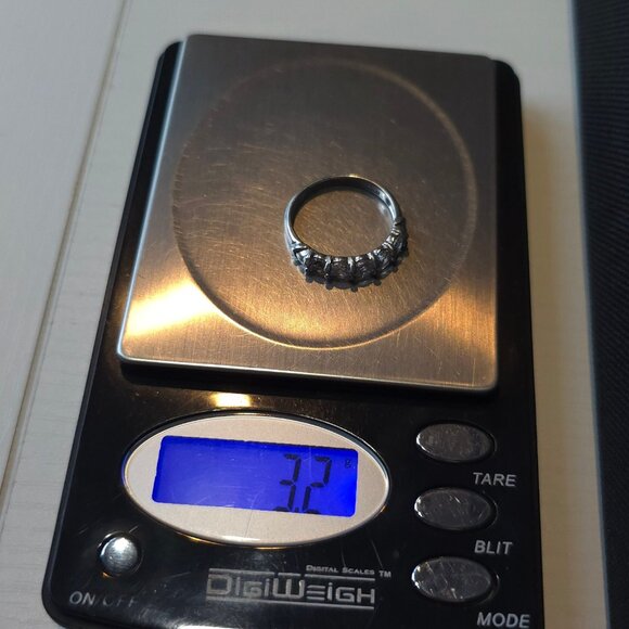 Size 9 Sterling Silver Bright Cubic Zirconia Ring A375 - Picture 8 of 8